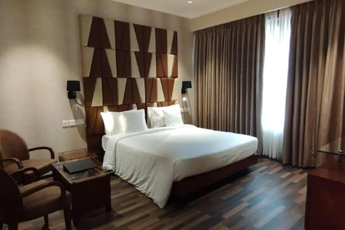 Adiva Residency Beacon, Grant Road, Mumbai Hotel Ngoại thất bức ảnh